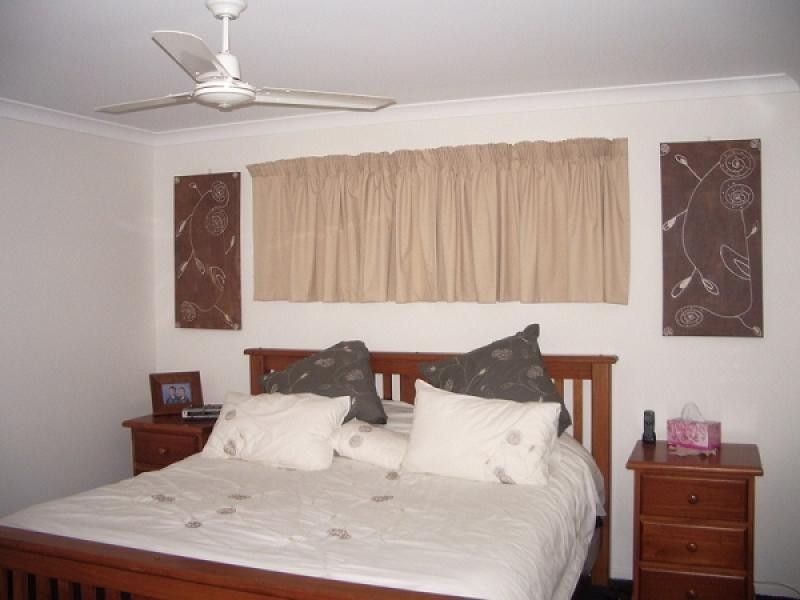 25 SILICA ROAD, Emerald QLD 4720
