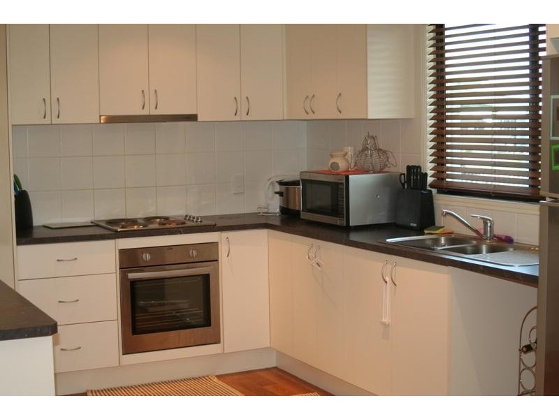 11 NEWELL COURT, Capella QLD 4723