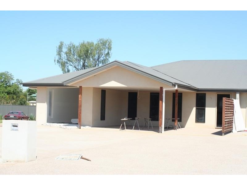 9 COLDEN PLACE, Emerald QLD 4720