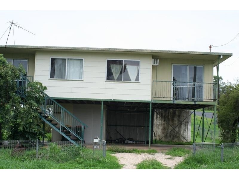 34 William Street, Springsure QLD 4722