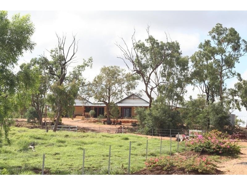 4 Eddy Drive, Capella QLD 4723