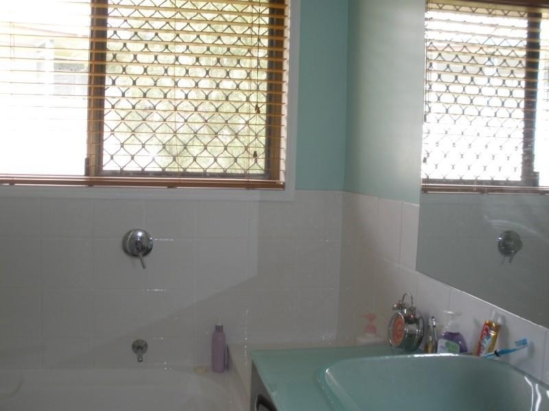 183 Borilla Street, Emerald QLD 4720