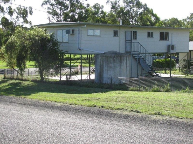 34 William Street, Springsure QLD 4722