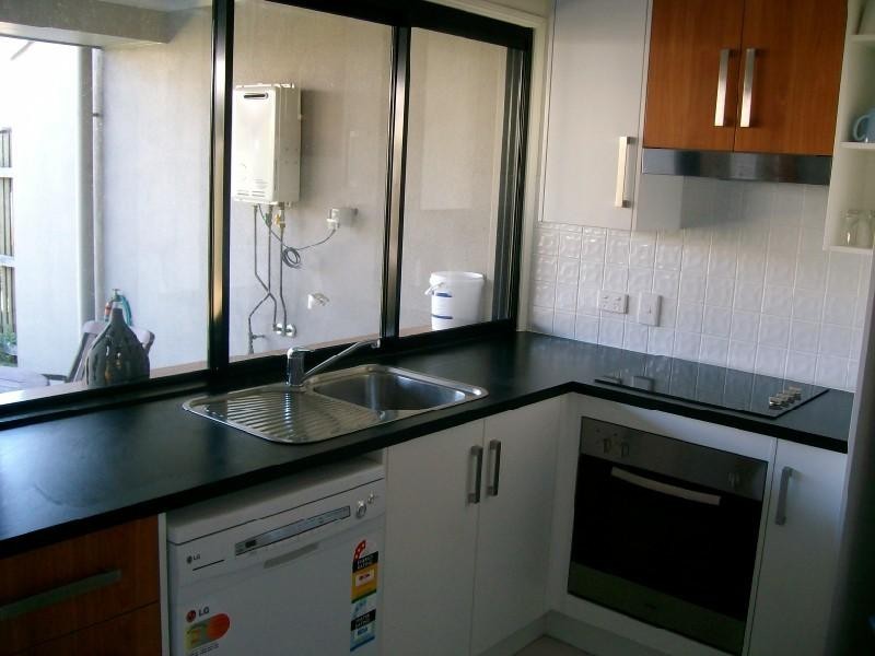Unit 2/16 Riverview, Emerald QLD 4720