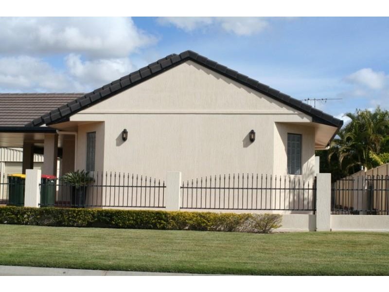 5 Dodd Drive, Emerald QLD 4720