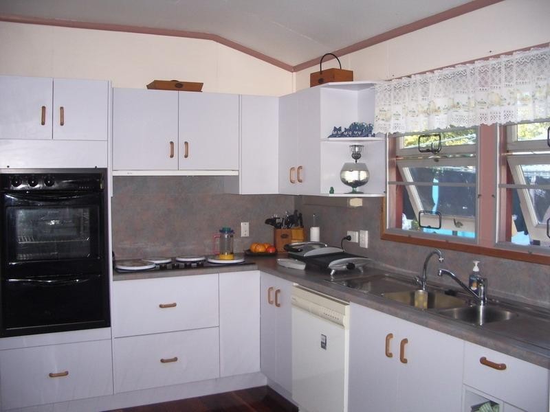 7 Harris Street, Emerald QLD 4720