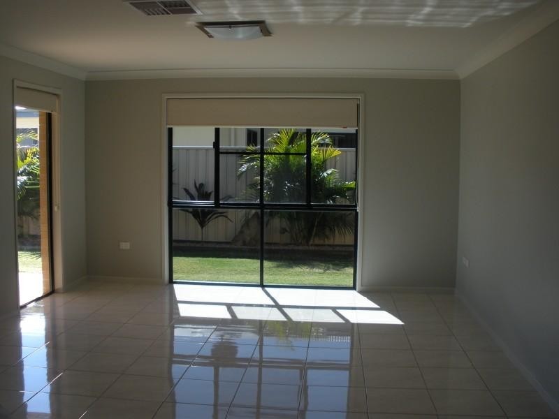 13 Rogers Street, Emerald QLD 4720