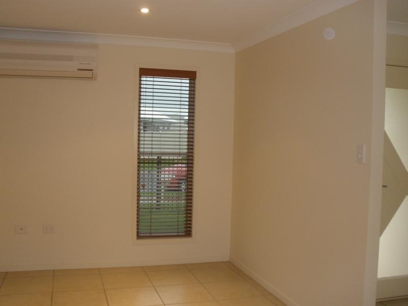 9 Yering Street, Emerald QLD 4720