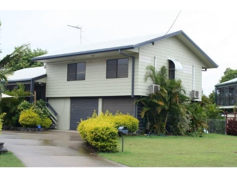 33 Bonython Drive, Emerald QLD 4720