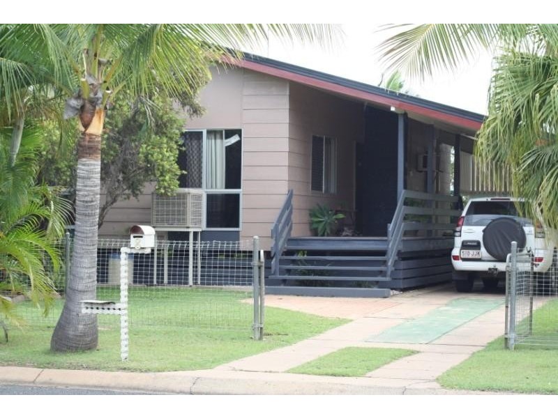 8 McKendry Street, Emerald QLD 4720