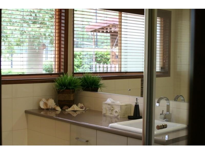 7 Egan Street, Emerald QLD 4720