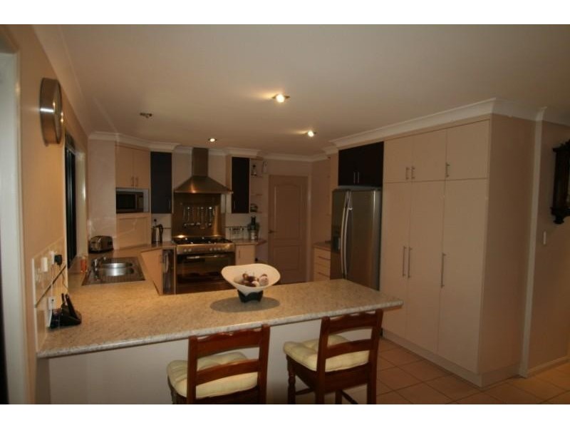 42 Andrews Road, Emerald QLD 4720