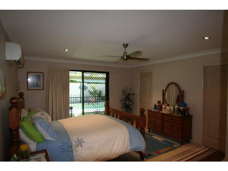 42 Andrews Road, Emerald QLD 4720