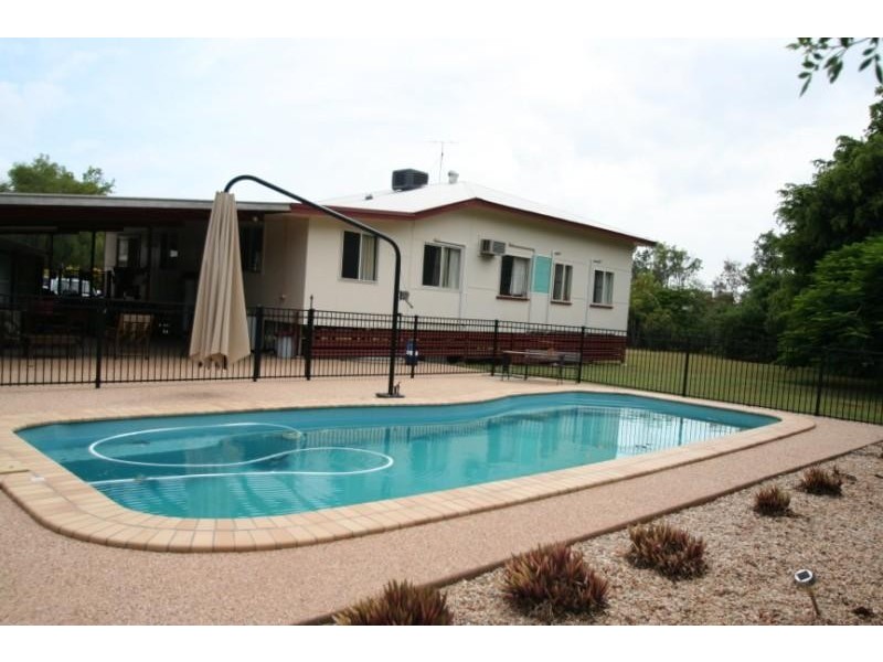 16a Crendon Street, Emerald QLD 4720