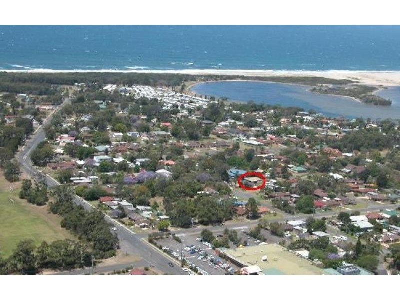 4 Silver Spur Close, Shoalhaven Heads NSW 2535