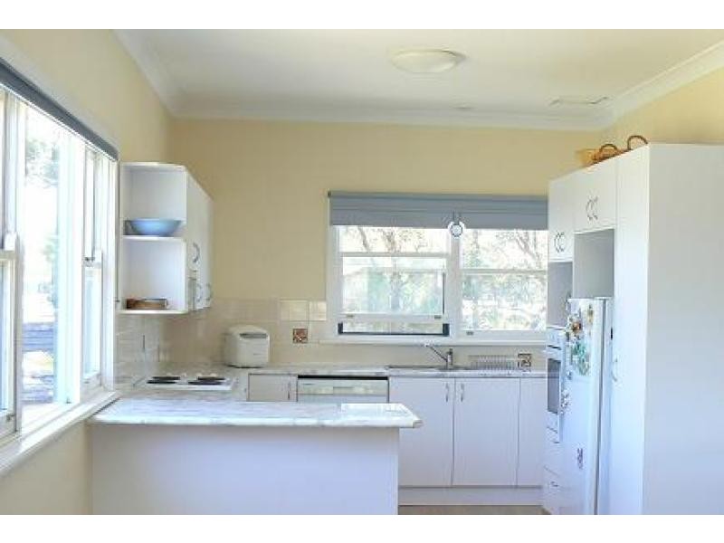 59 River Road, Shoalhaven Heads NSW 2535