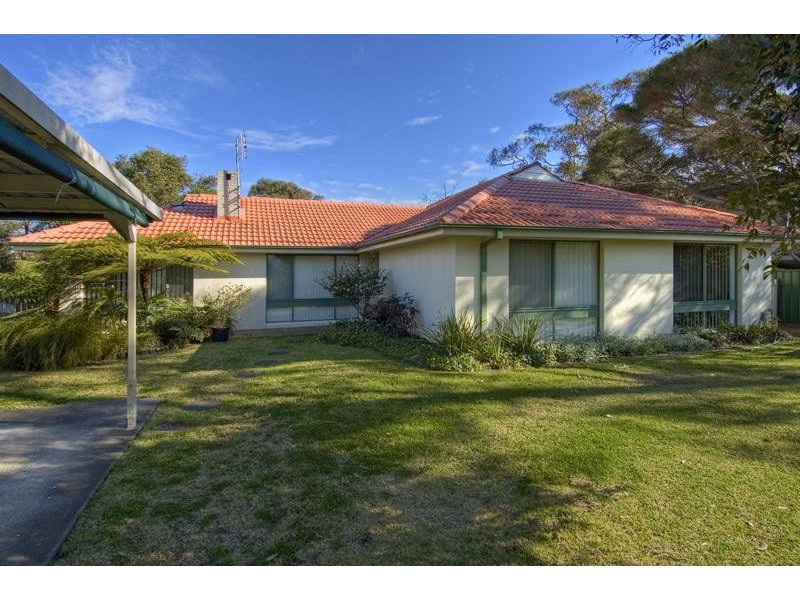 11 Mathews Street, Shoalhaven Heads NSW 2535