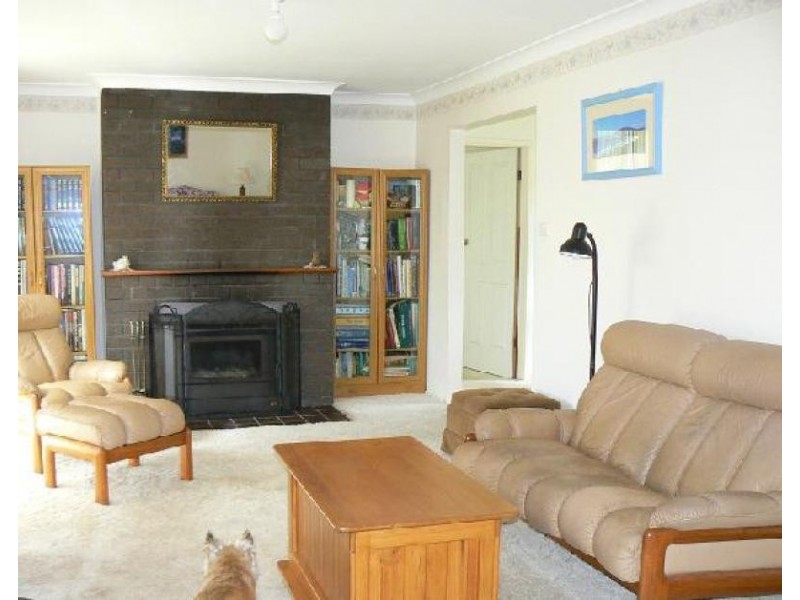 11 Mathews Street, Shoalhaven Heads NSW 2535