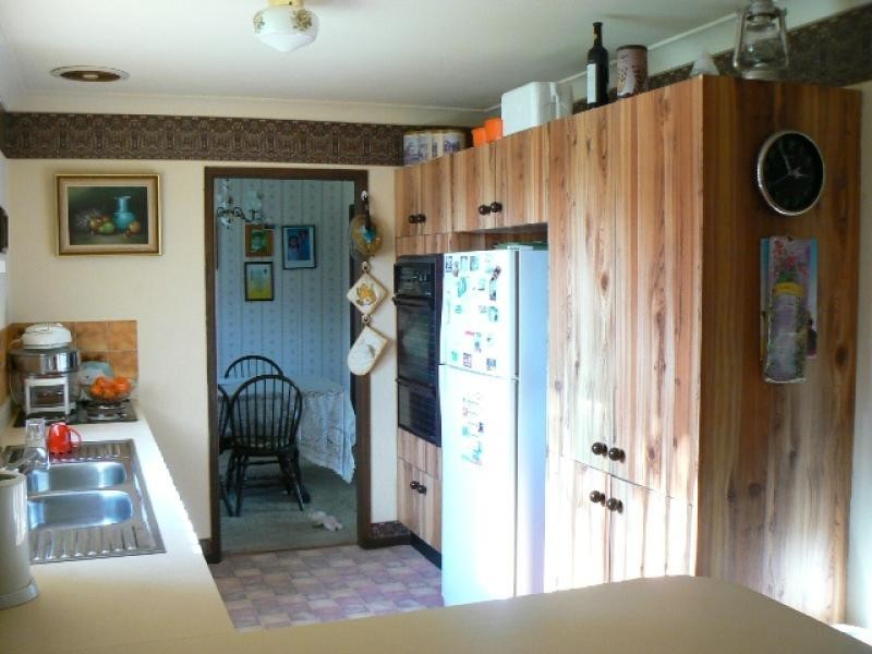 31 Shackleton Street, Shoalhaven Heads NSW 2535