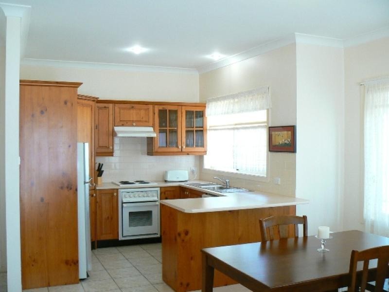 Unit 2/135 Scott Street, Shoalhaven Heads NSW 2535