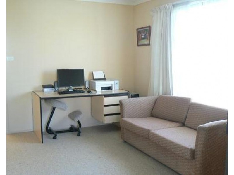 9 Gray Close, Shoalhaven Heads NSW 2535