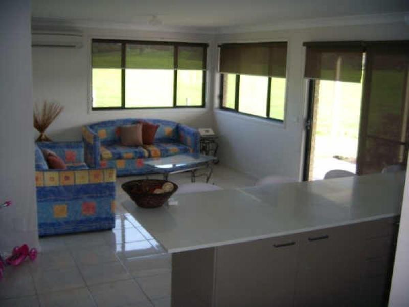 5 Koma Place, Bega NSW 2550