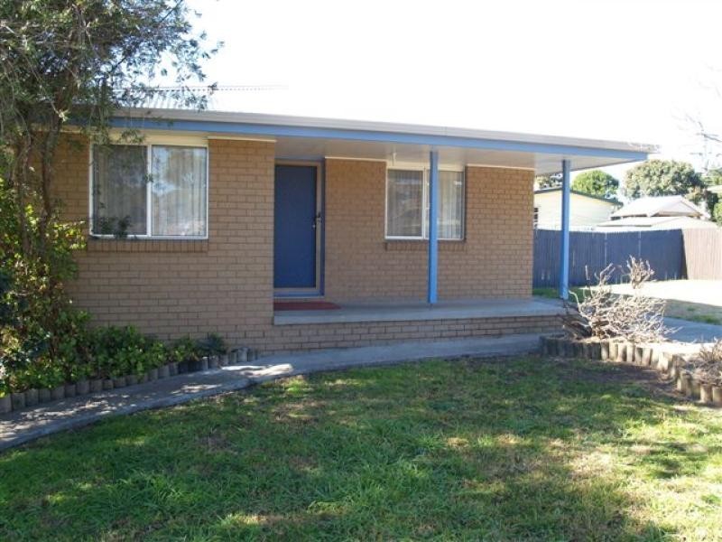 96 Ravenswood St, Bega NSW 2550