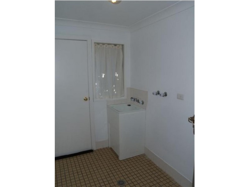 96 Ravenswood St, Bega NSW 2550
