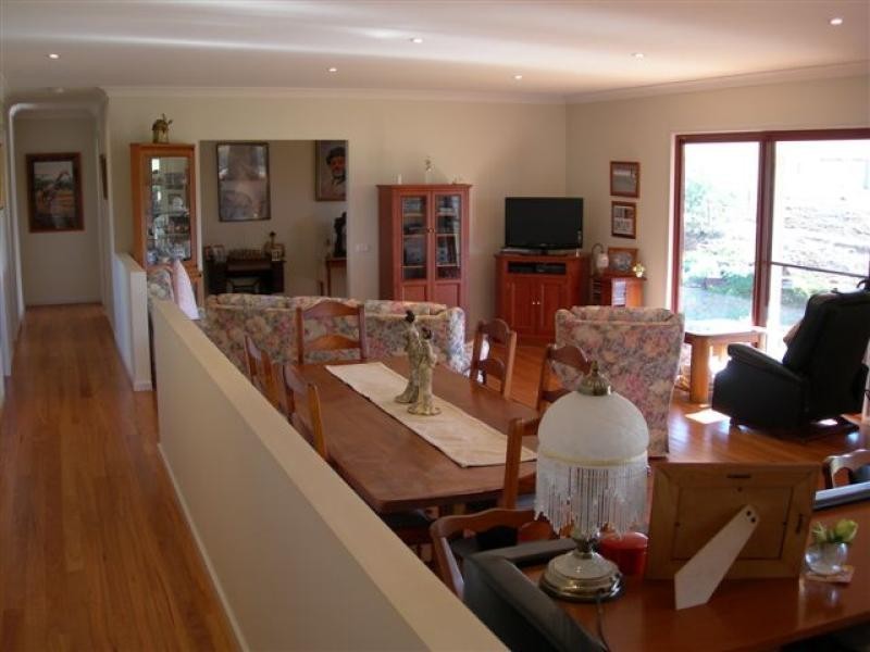 72 Darcy Lane, Bega NSW 2550
