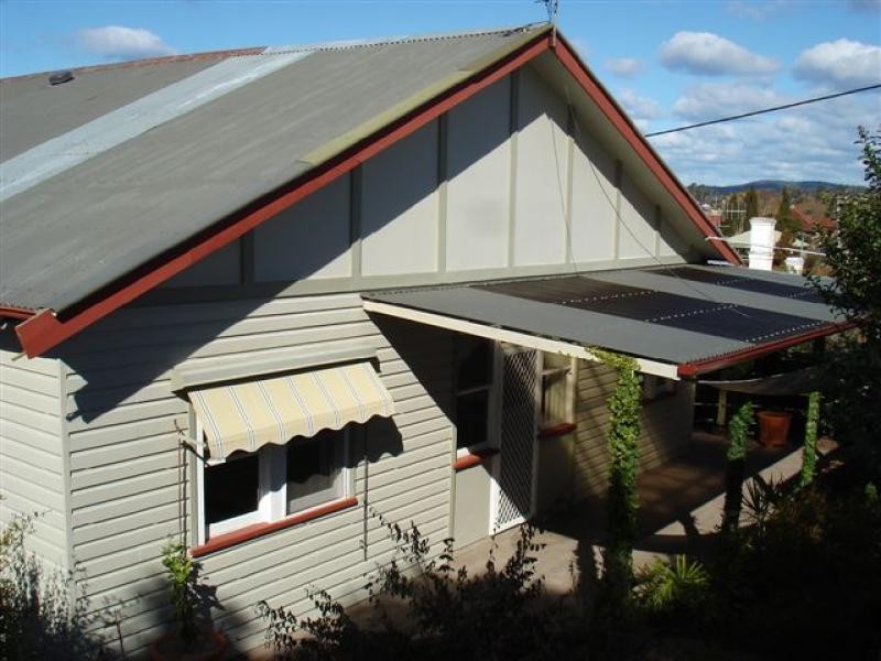 1 Gordon St, Bega NSW 2550