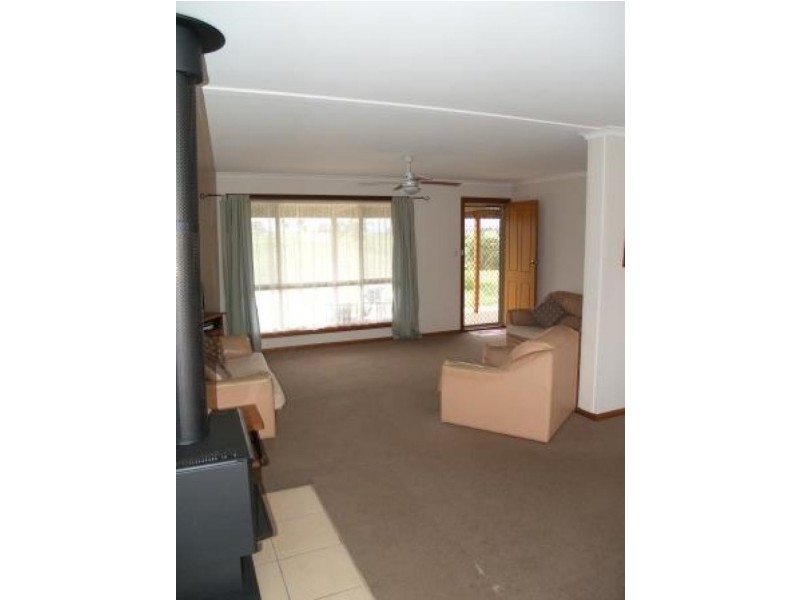 55 Box Lane, Bega NSW 2550