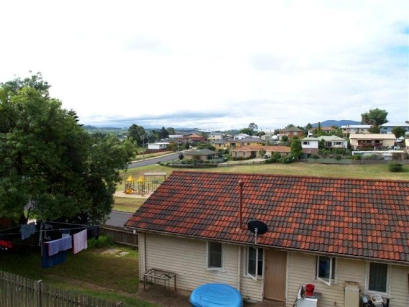 27 Girraween Crescent, Bega NSW 2550