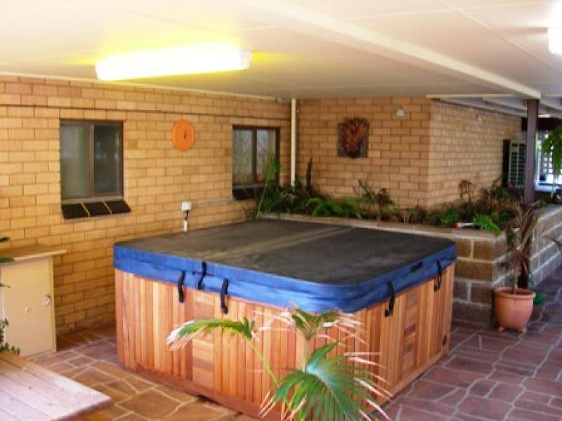 7 GLEBE AVENUE, Bega NSW 2550