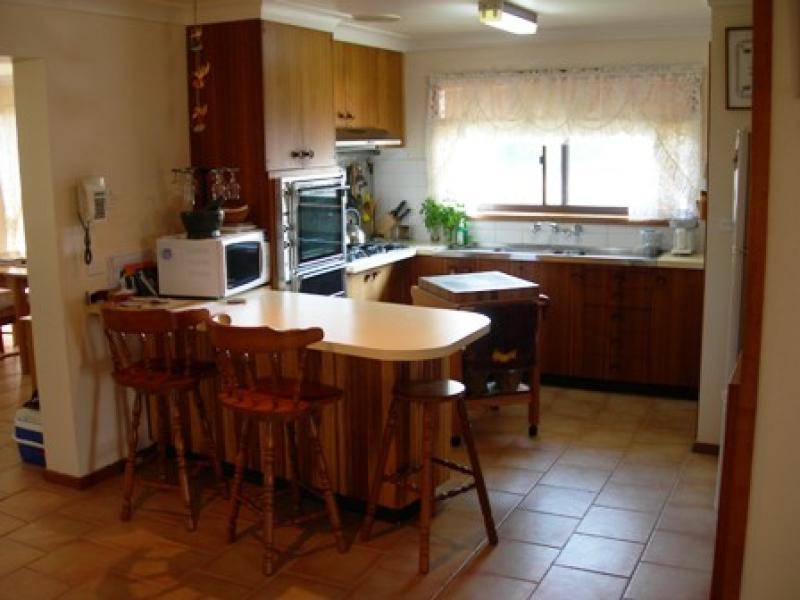7 GLEBE AVENUE, Bega NSW 2550
