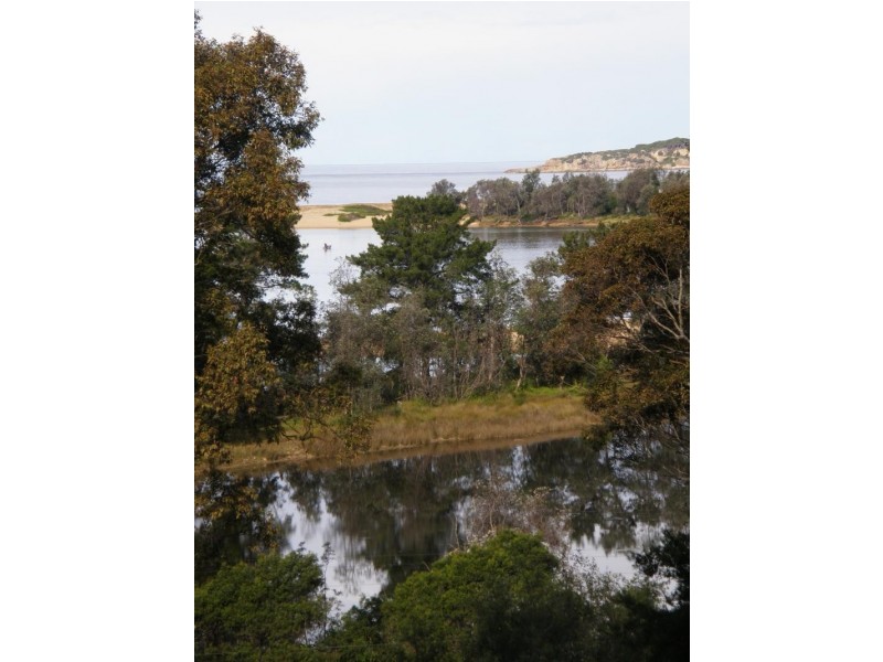 9 Bay Drive, Tathra NSW 2550