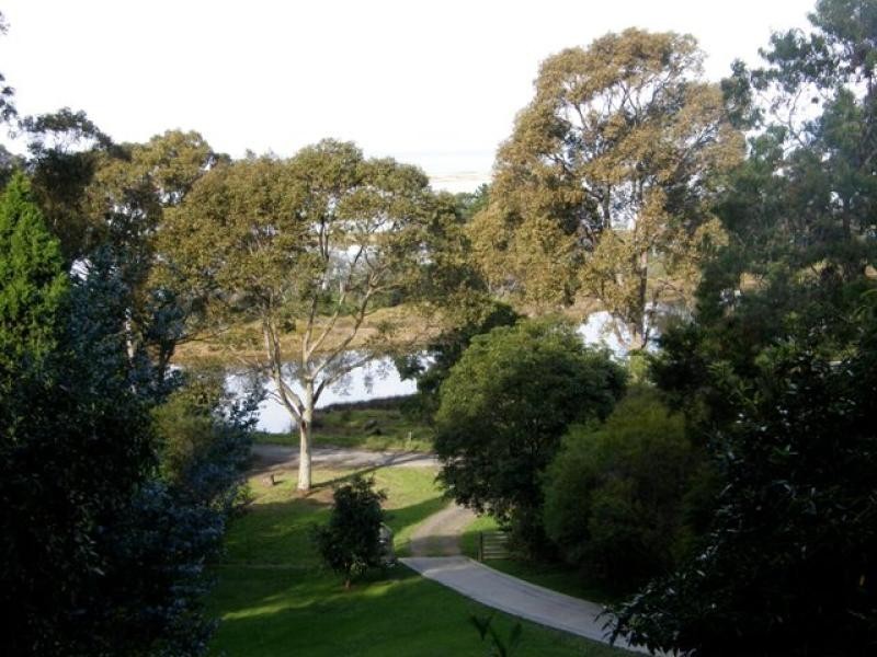 9 Bay Drive, Tathra NSW 2550