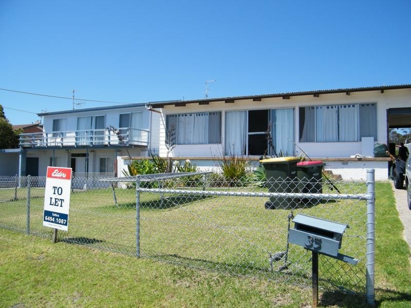 35 Bayview Drive, Tathra NSW 2550