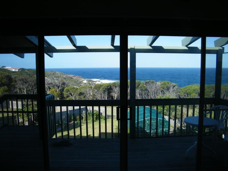 11 Illoura Street, Tathra NSW 2550