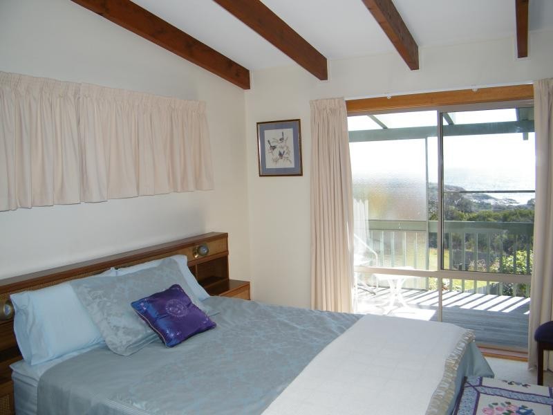 11 Illoura Street, Tathra NSW 2550