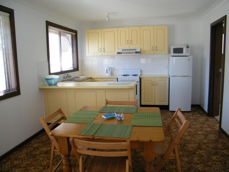 10 Esther Street, Tathra NSW 2550