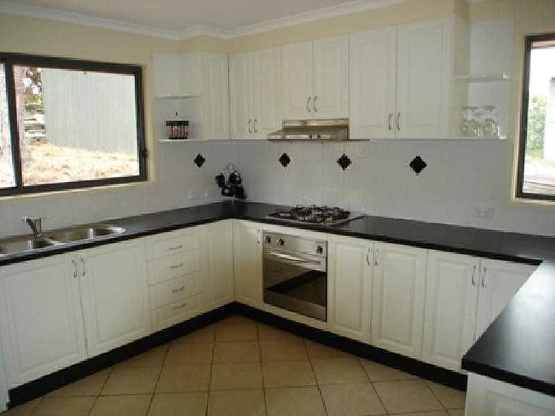 31 Strathmore Crescent, Kalaru NSW 2550