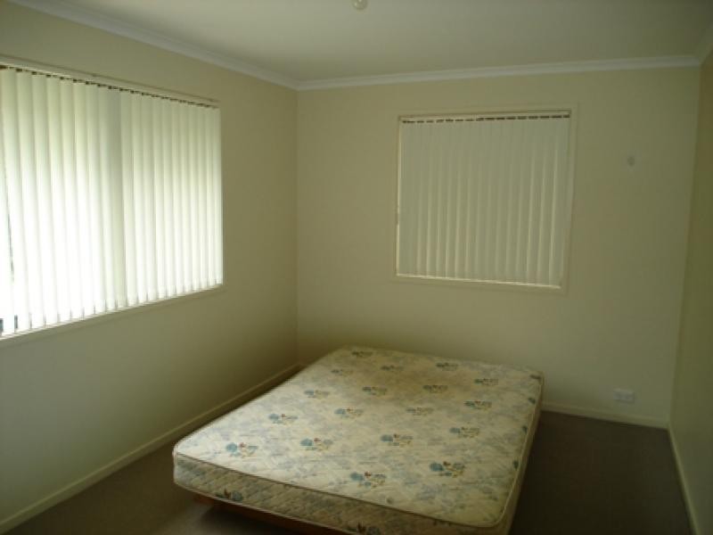 31 Strathmore Crescent, Kalaru NSW 2550