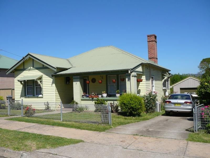 9 Peden Street, Bega NSW 2550