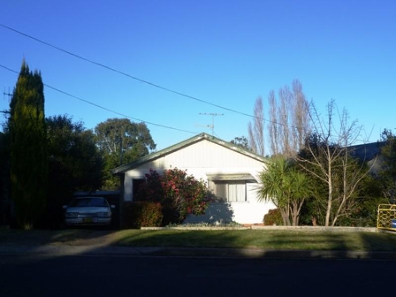 26 Meringo Street, Bega NSW 2550