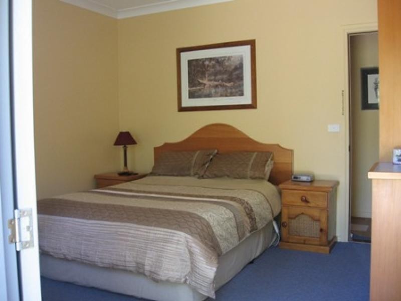 16 Eurack Court, Kiah NSW 2551