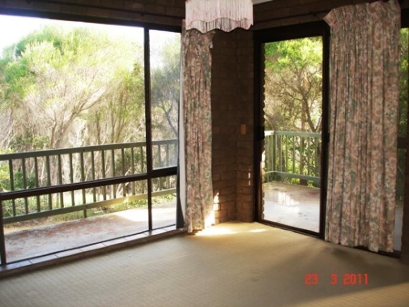 2/28 Surf Circle, Tura Beach NSW 2548