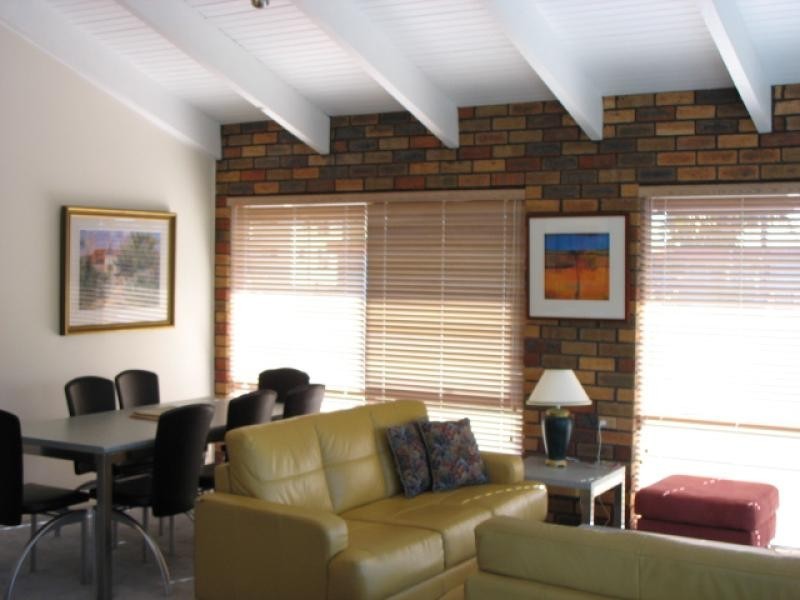 Unit 1/5 Calendo Crt, Merimbula NSW 2548