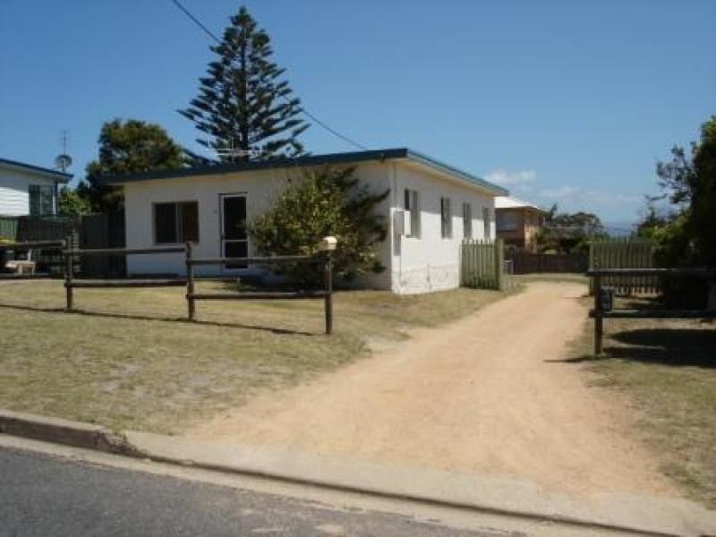 1/3 Apoona Street, Merimbula NSW 2548