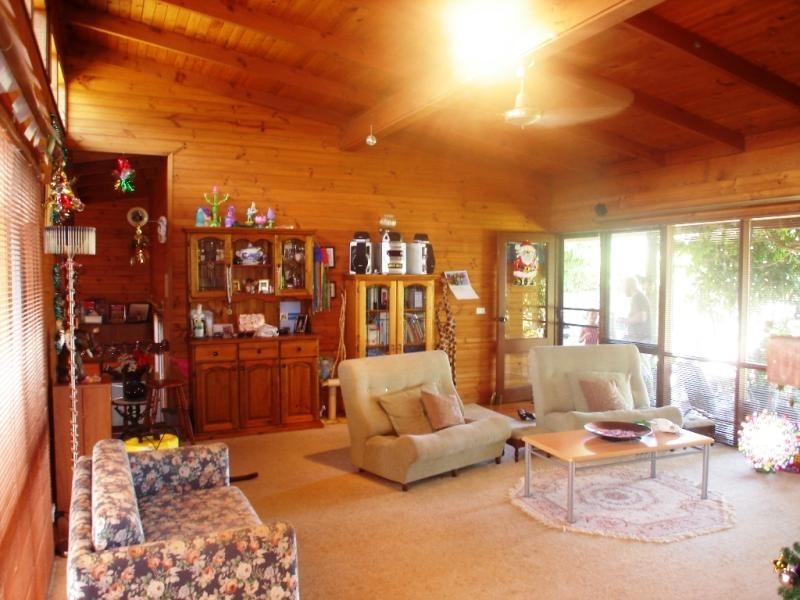 82 MERIMBULA DRIVE, Merimbula NSW 2548