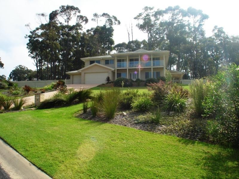 15 Kangaroo Run, Tura Beach NSW 2548